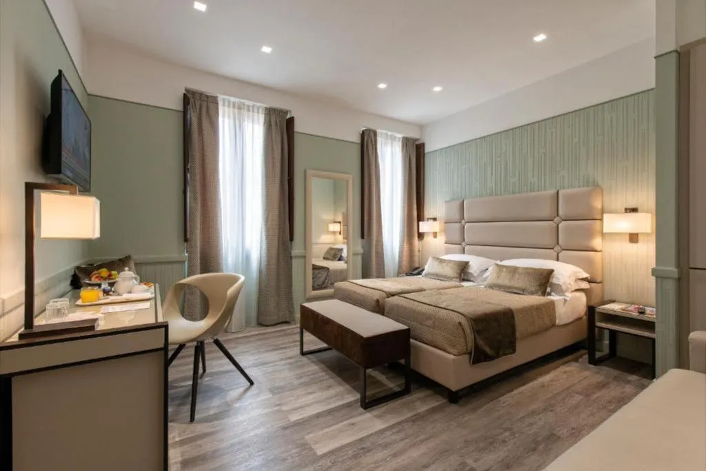 TRIPLE SUPERIOR Room, Atlante Star, Rome