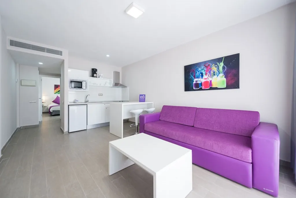 Room, eo Corona Cedral, Gran Canaria