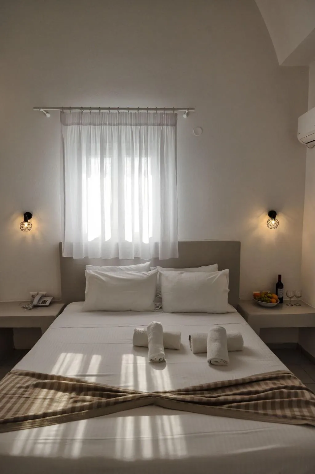 Room, Aspro Phos, Santorini