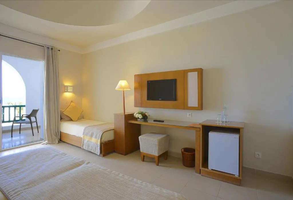 DOUBLE SUPERIOR Room, Vincci Helios Beach, Tunisia