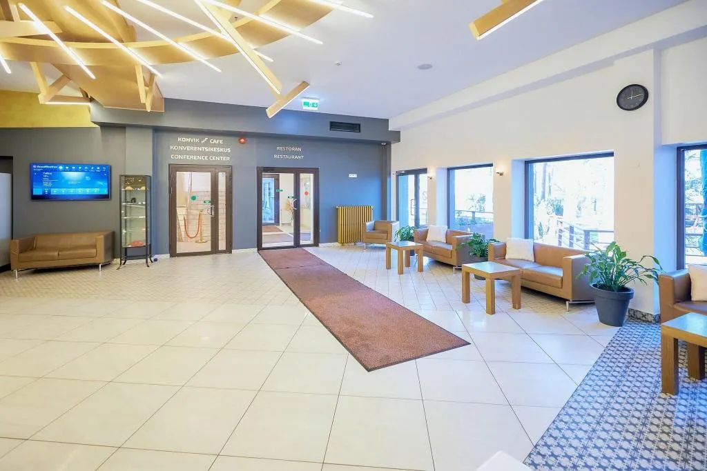 Lobby, Dzingel, Tallinn