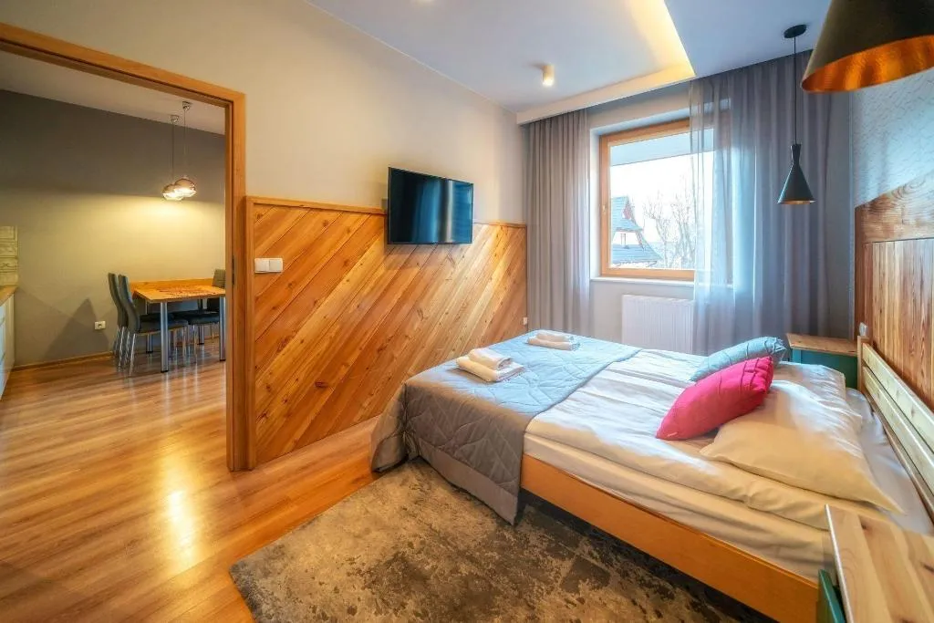 Room, ApartHotel Giewont, Krakow