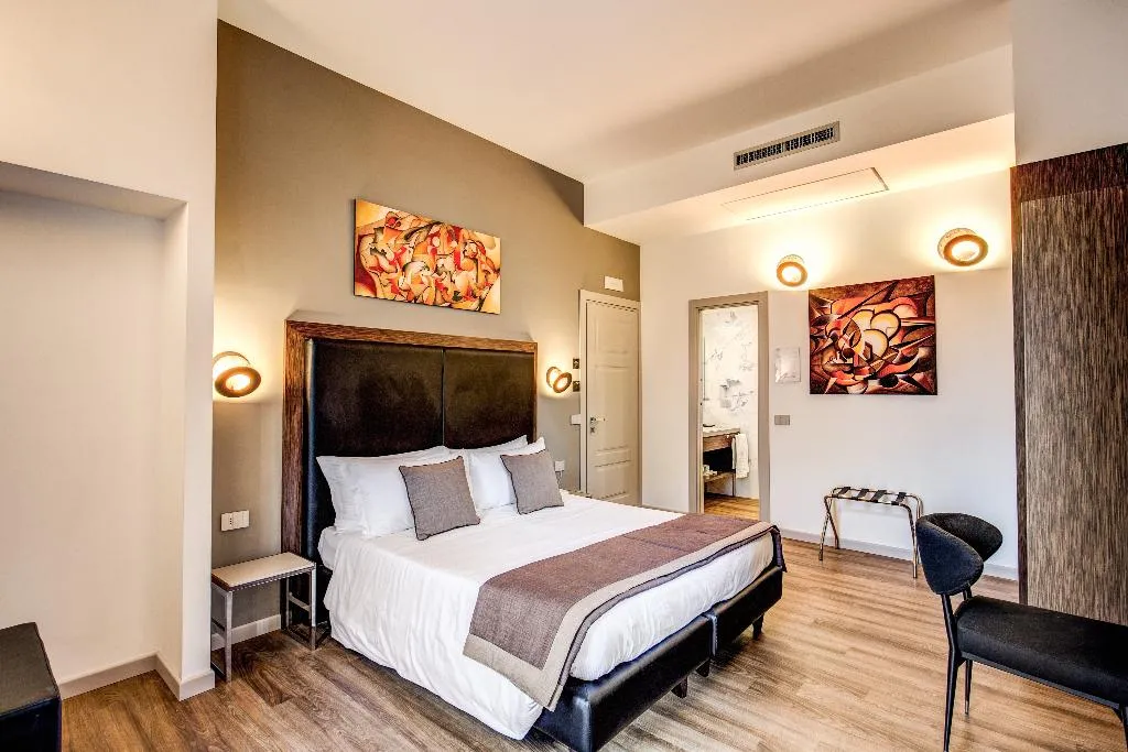 DOUBLE SUPERIOR Room, Al Manthia Hotel, Rome