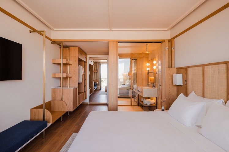 Aethos Ericeira, Lisbon