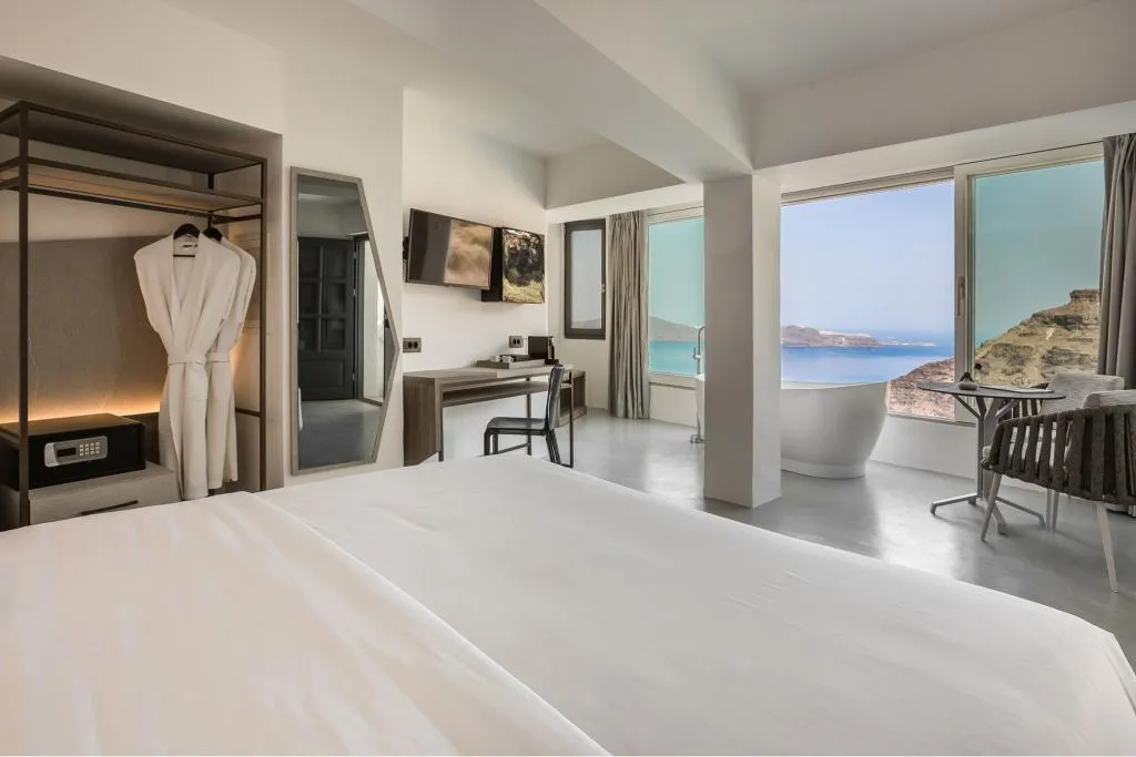 SUITE STANDARD Room, Sun Rocks Boutique Hotel | Caldera View Suites, Santorini