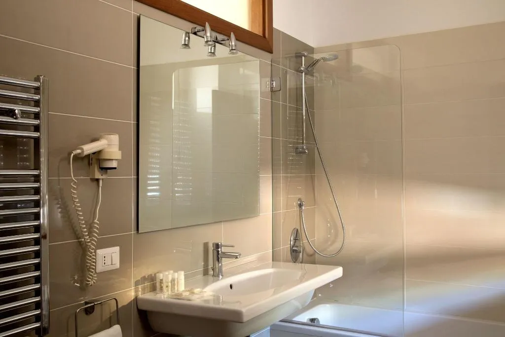 DOUBLE SUPERIOR Room, American Hotel, Naples