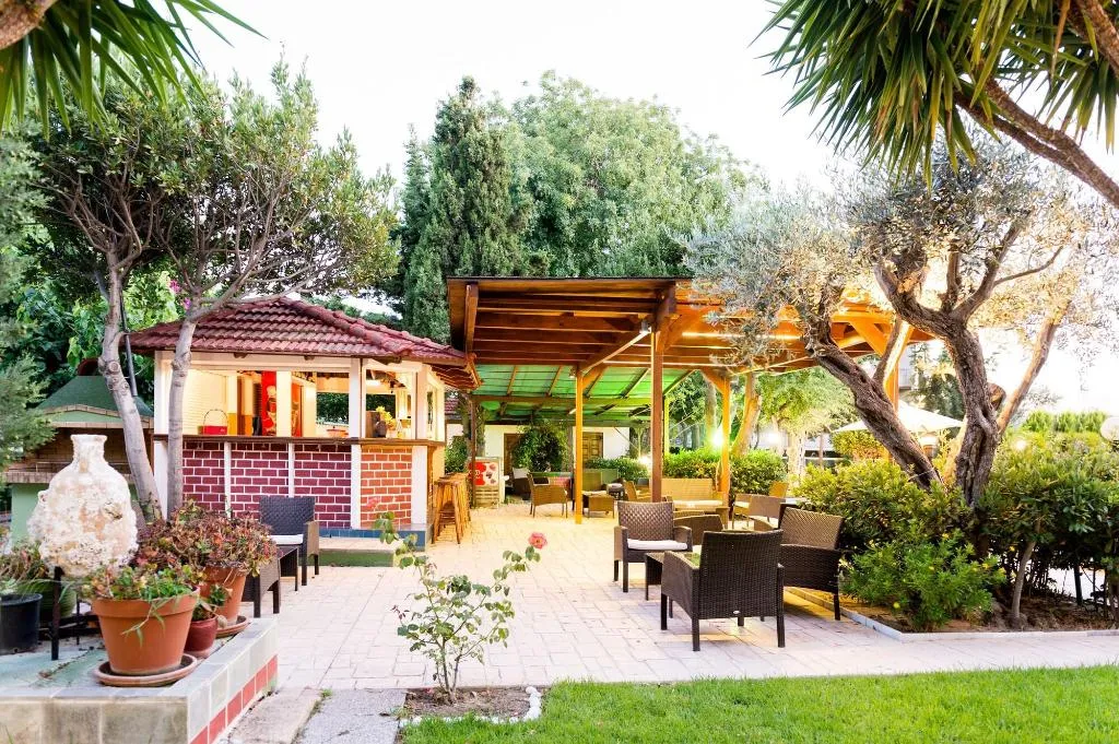 Bar, Terinikos, Rhodes