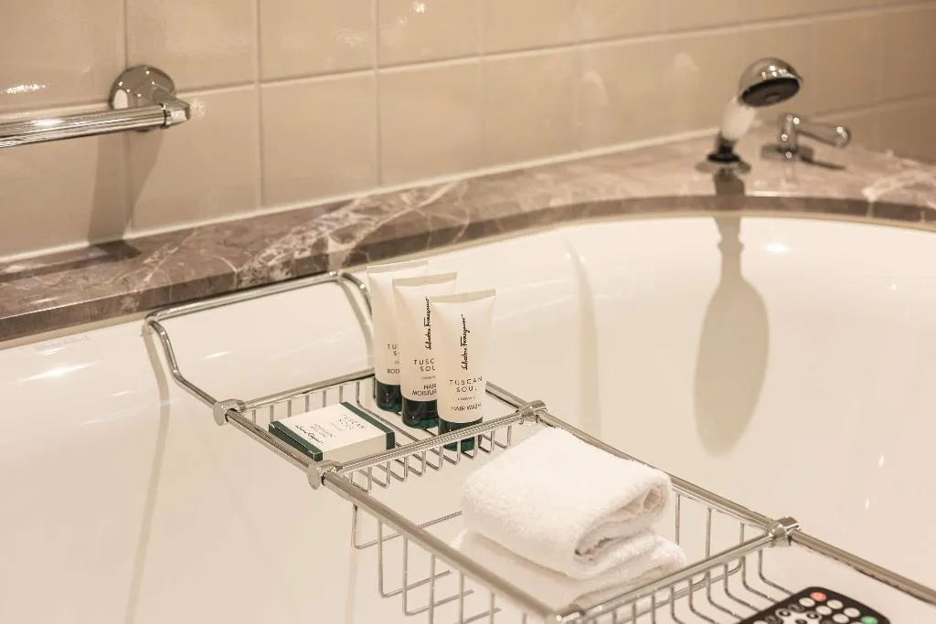 DOUBLE PREMIER Room, Waldorf Astoria Amsterdam, Amsterdam
