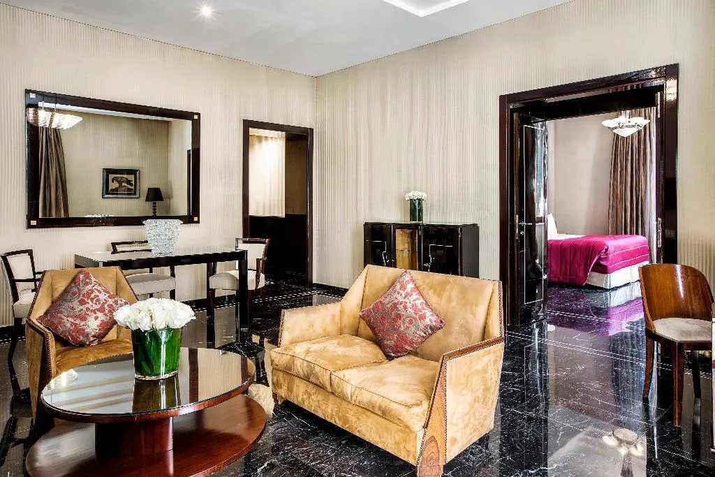 SUITE ONE BEDROOM Room, Baglioni Hotel Regina, Rome