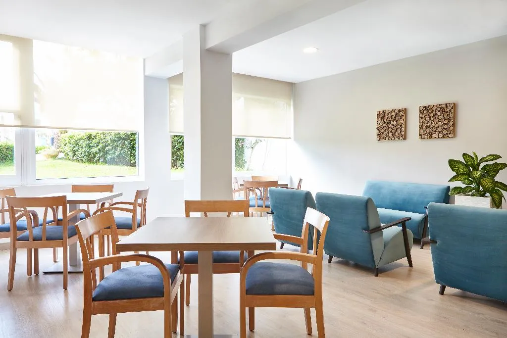 Sports and Entertainment, Universal Hotel Castell Royal, Majorca