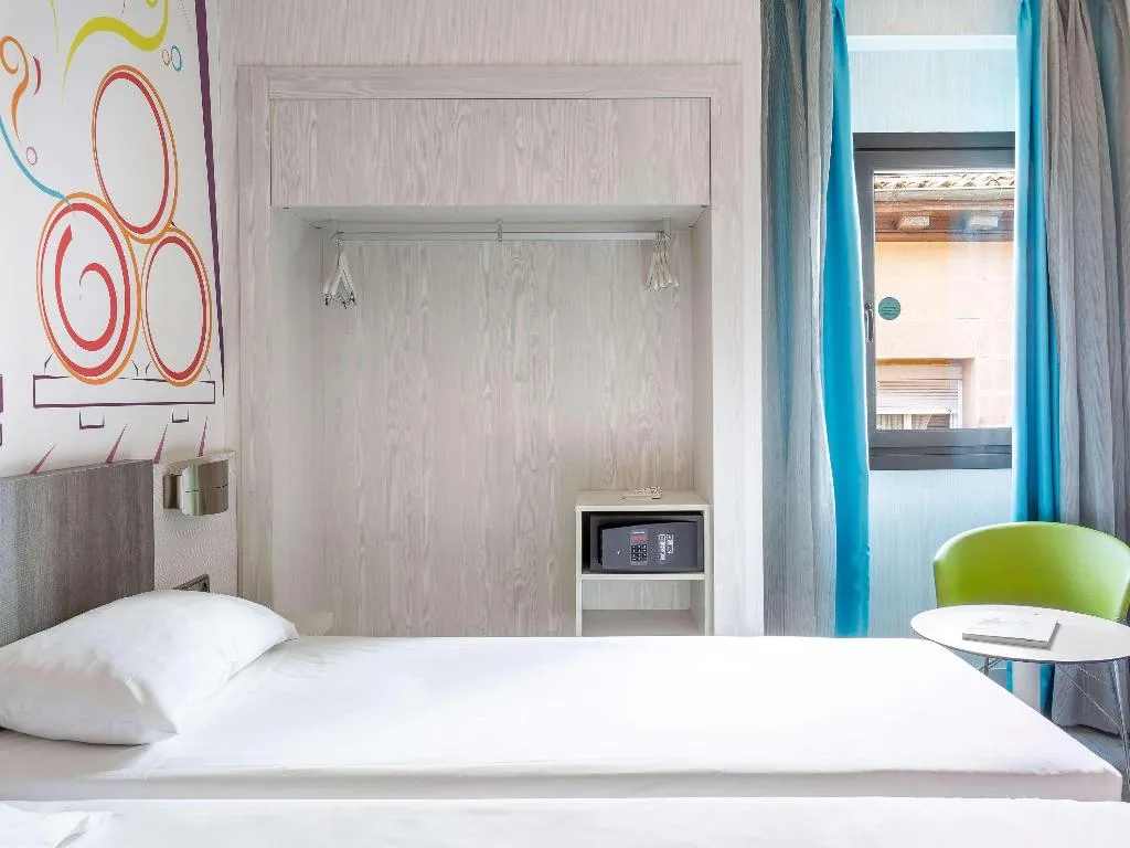 DOUBLE STANDARD Room, Ibis Styles Madrid Prado, Madrid