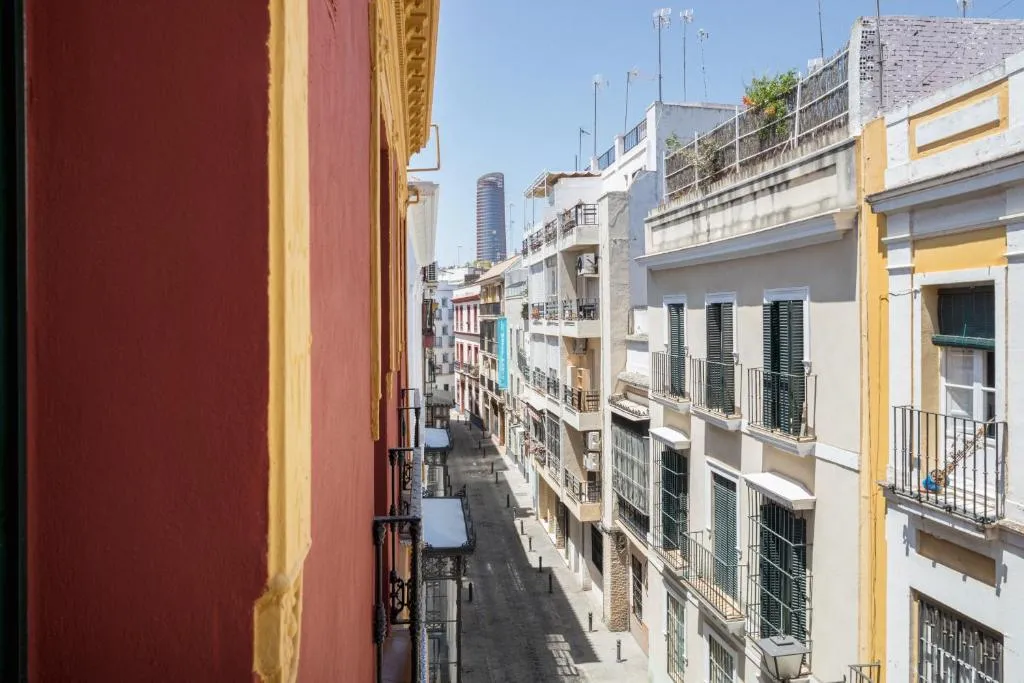 DOUBLE SUPERIOR Room, Honest Sevilla, Seville