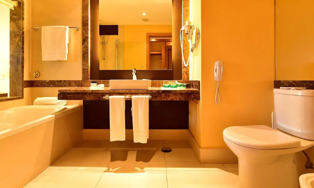 SINGLE CLASSIC POOL VIEW Room, Pestana Promenade Premium Ocean Resort, Madeira