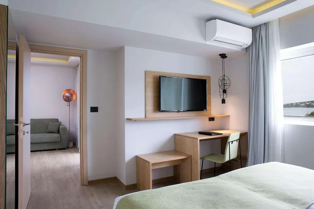 BUNGALOW SEA VIEW Room, Dolce Attica Riviera, Athens