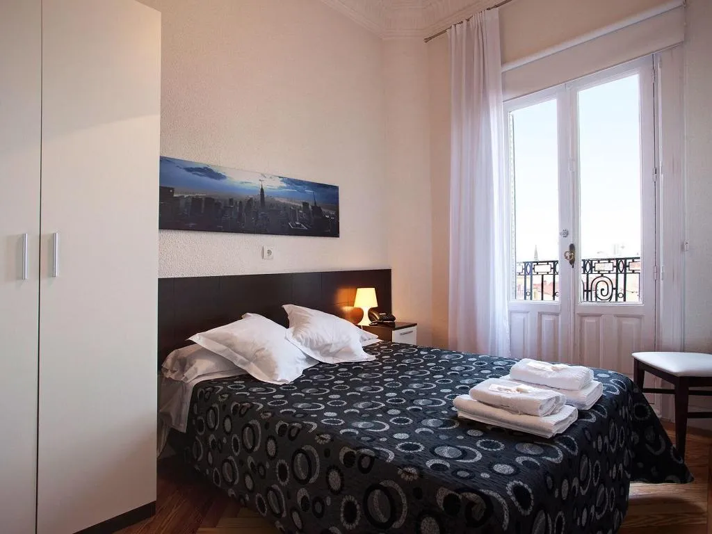 DOUBLE STANDARD Room, Hostal Besaya, Madrid