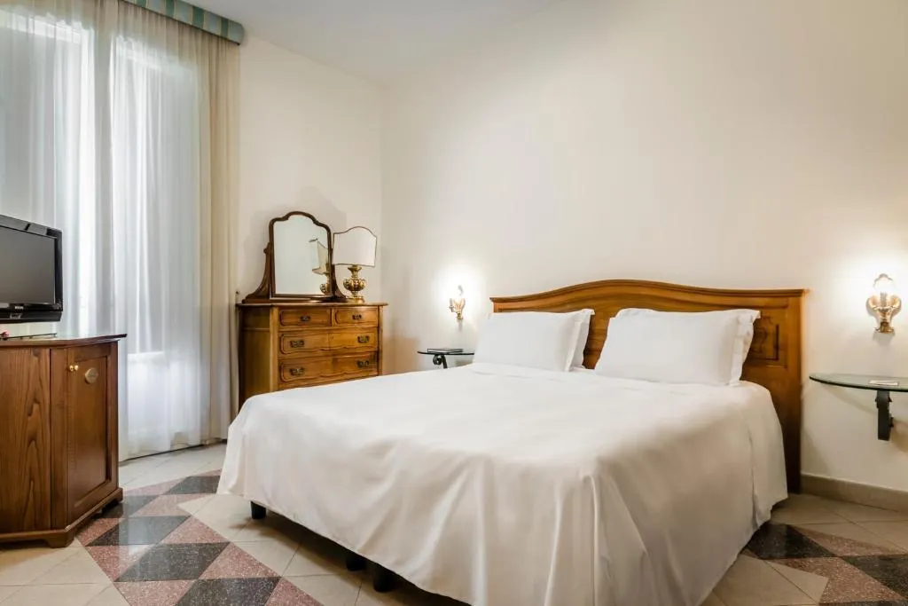 SUITE STANDARD Room, Eurostars Centrale Palace, Palermo
