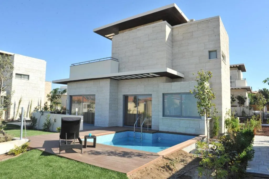 VILLA WITH PRIVATE POOL Room, E Hotel Spa and Resort, Cyprus