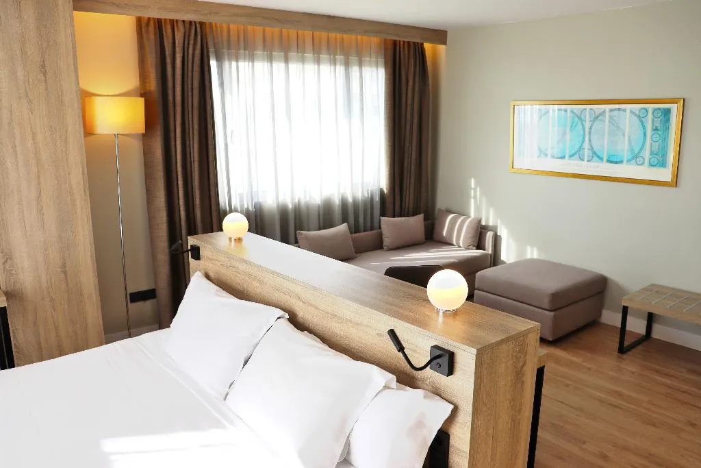 JUNIOR SUITE CAPACITY 1 Room, Eurohotel Diagonal Port, Barcelona