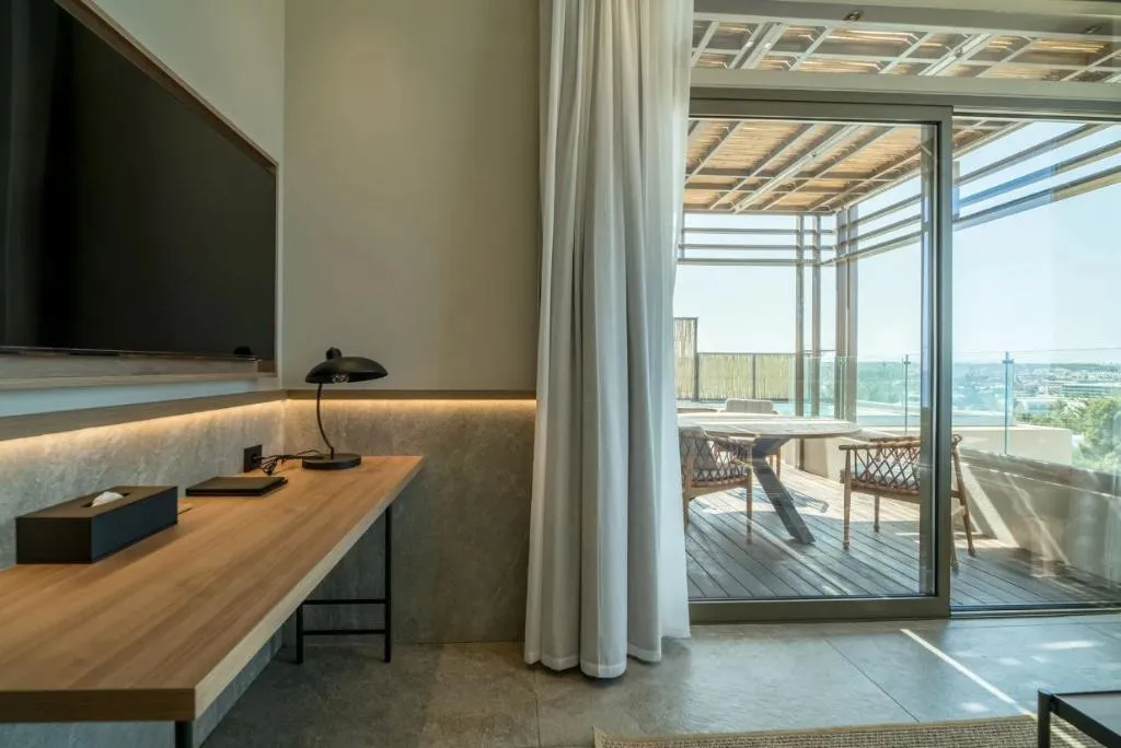 SUITE WITH JACUZZI Room, King Minos Retreat Resort and Spa, Crete