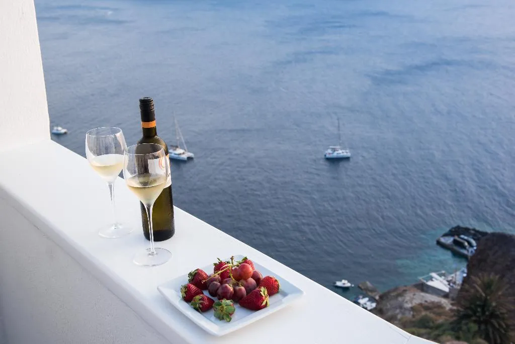 General view, Hyperion Oia Suites, Santorini