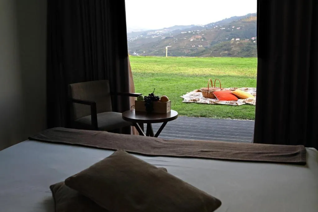 TWIN GARDEN VIEW CAPACITY 2 Room, Douro Scala, Porto
