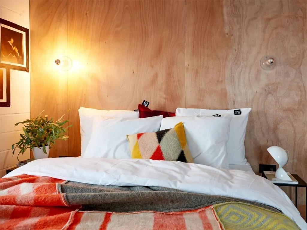 STUDIO STANDARD Room, Q-Factory Hotel, Amsterdam