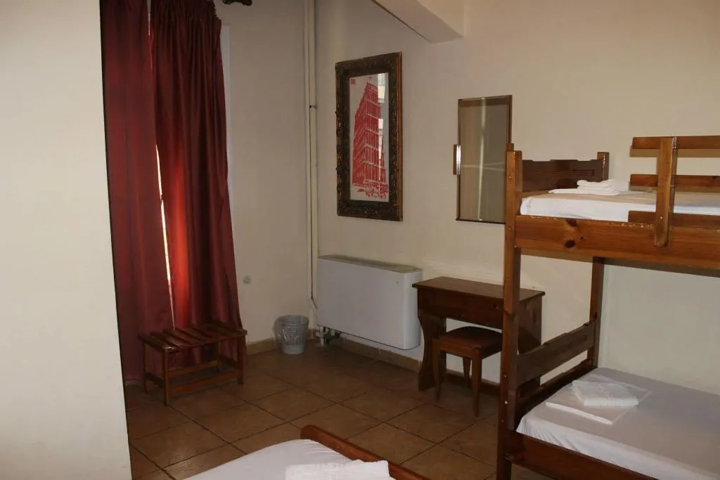 Room, Fivos, Athens