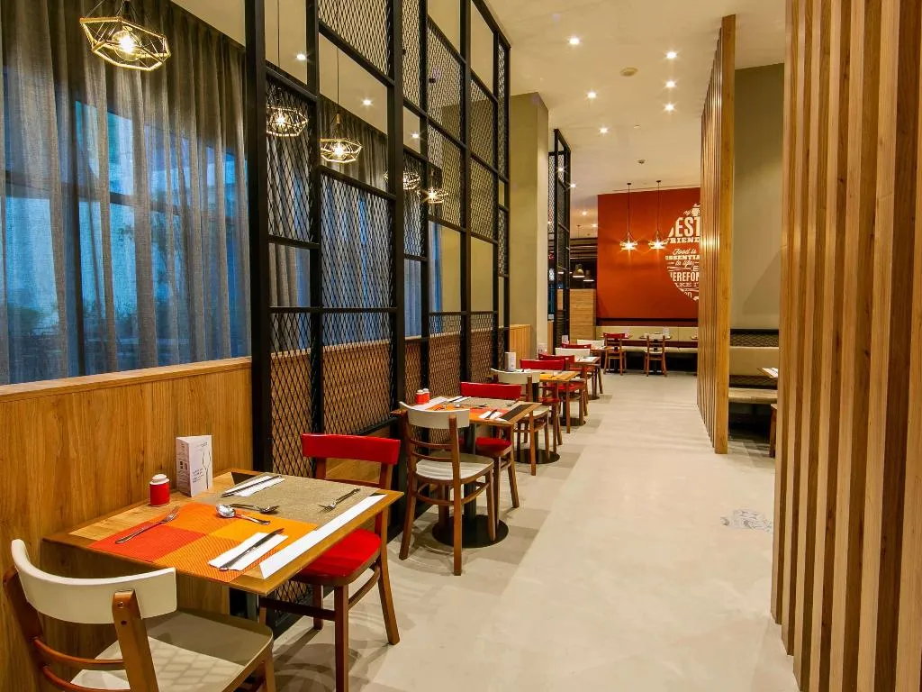 Restaurant, Ibis Al Barsha, Dubai