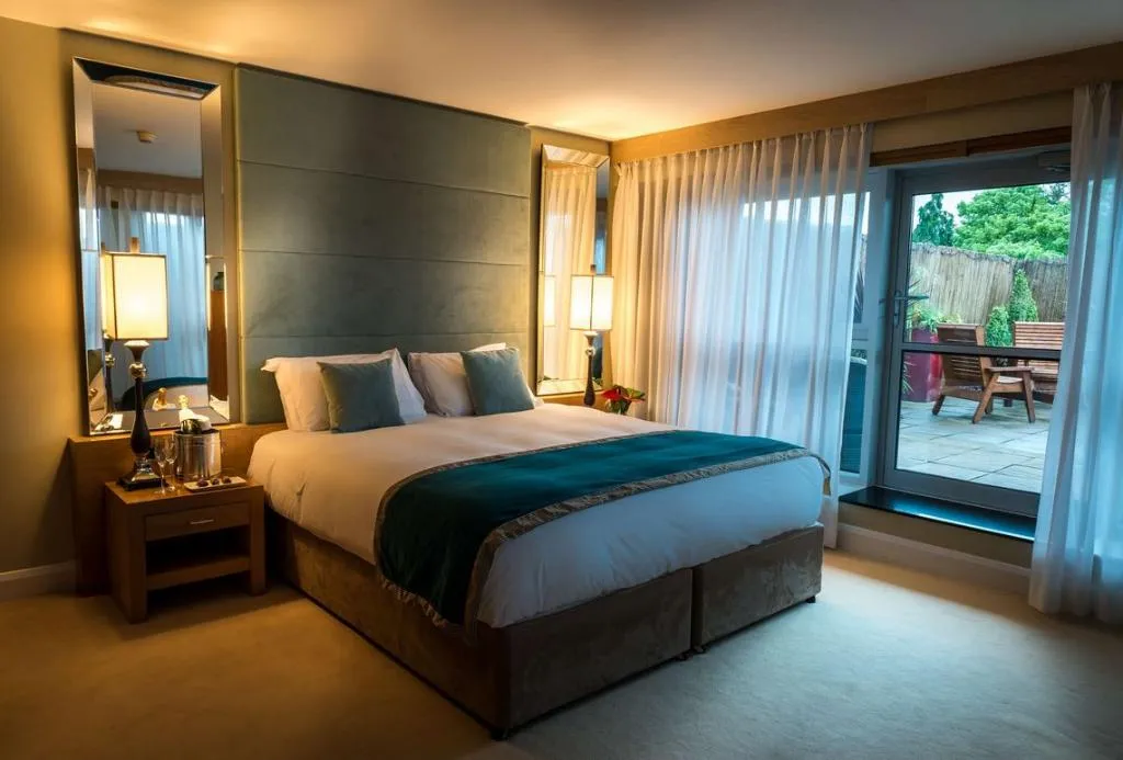 SUITE WITH BALCONY Room, Radisson Blu Hotel & Spa, Cork, Cork