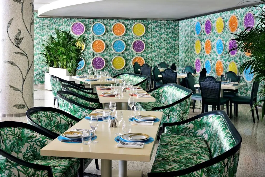 Restaurant, Palazzo Versace Dubai, Dubai
