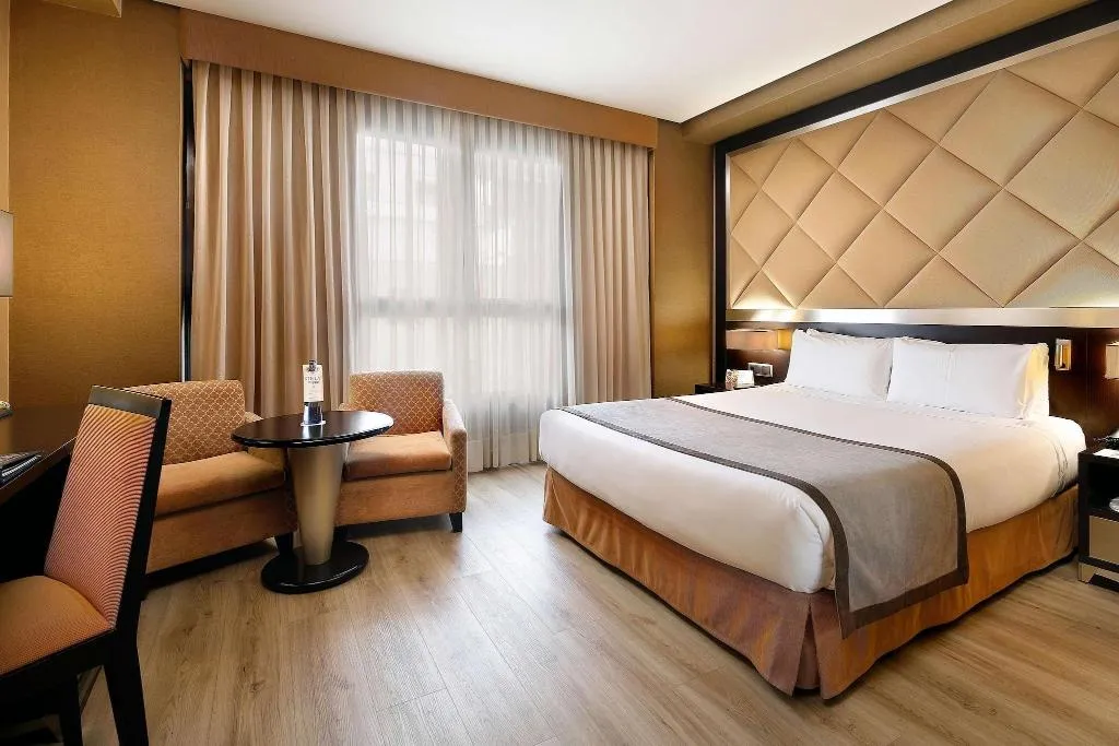 DOUBLE TWO DOUBLE BEDS Room, Hcc St. Moritz, Barcelona