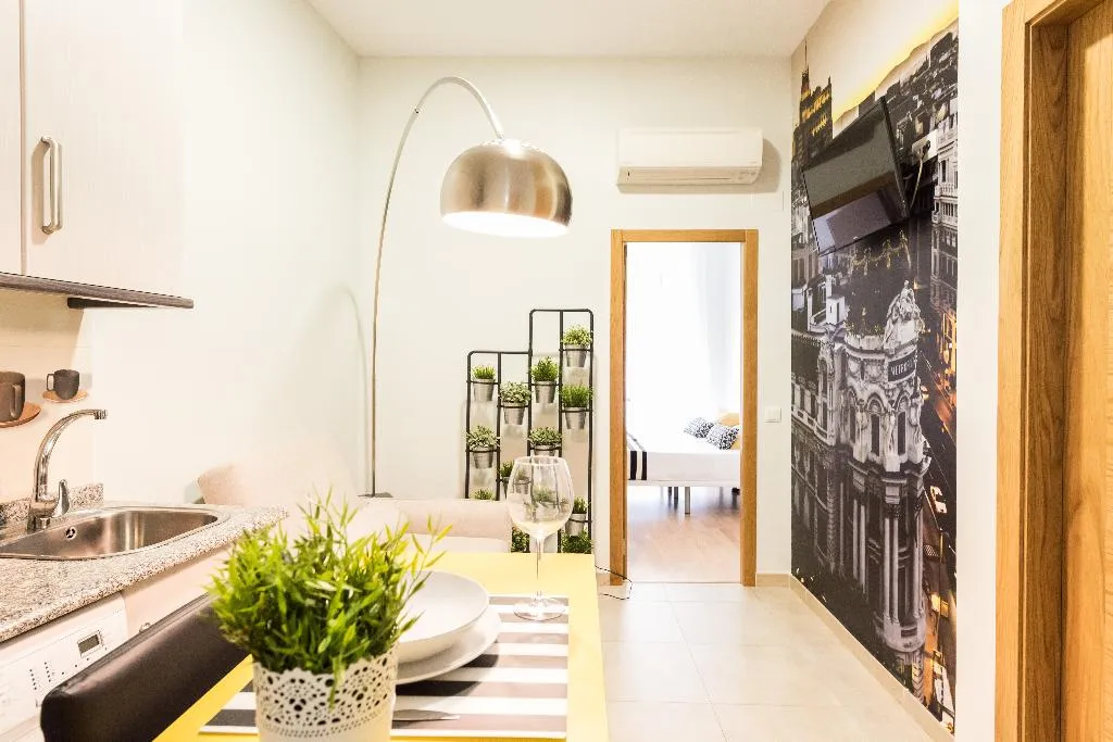 APARTMENT ONE BEDROOM Room, Smartr Chueca, Madrid