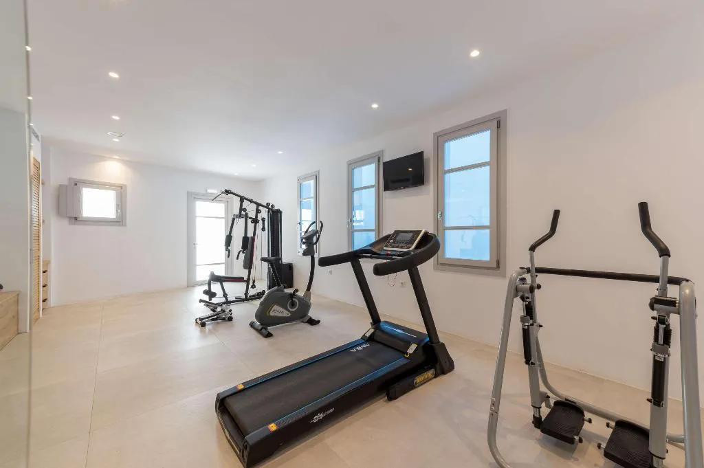 Sports and Entertainment, Radisson Blu Euphoria Resort, Mykonos