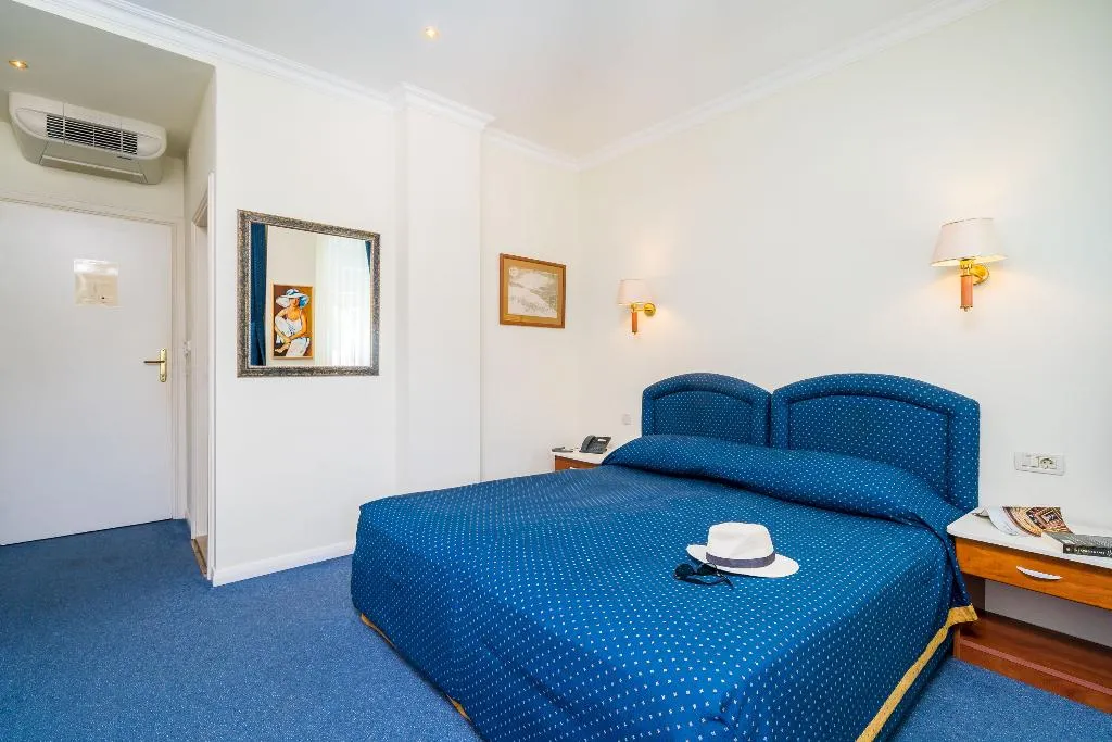 DOUBLE STANDARD Room, Boutique & Beach Hotel Villa Wolff, Dubrovnik