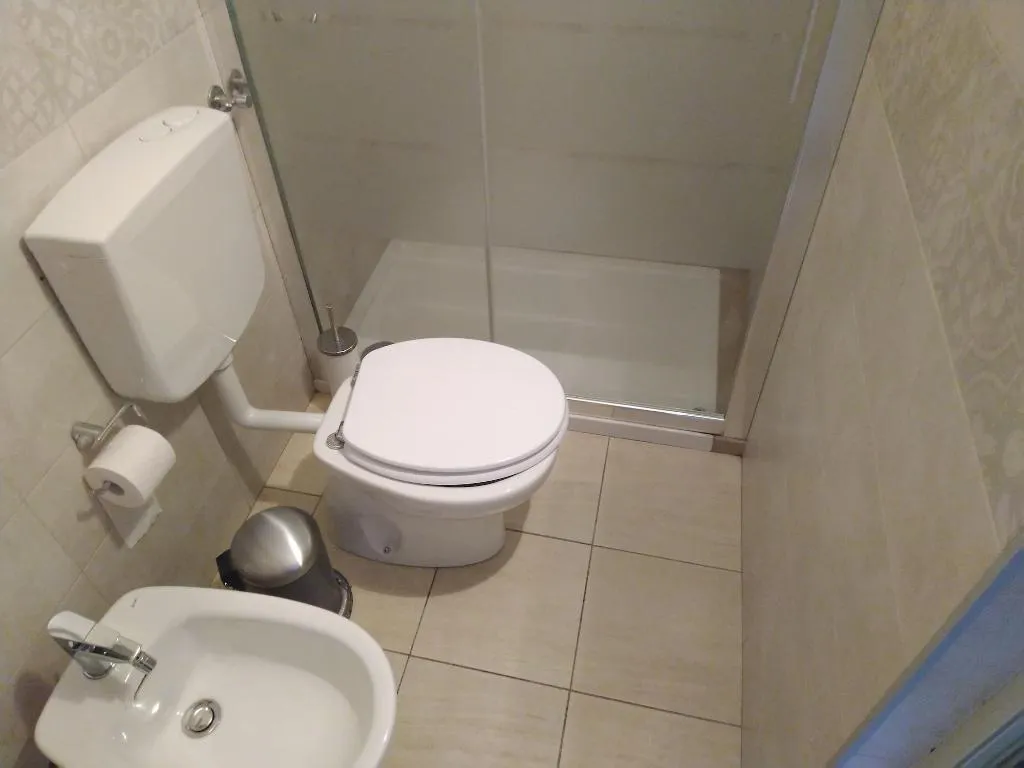 SINGLE STANDARD Room, Hotel Centrale Europa, Catania