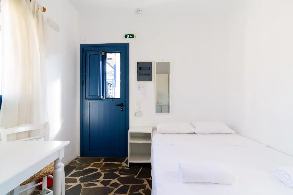 STUDIO STANDARD Room, Okirroi Villas and Apts, Crete