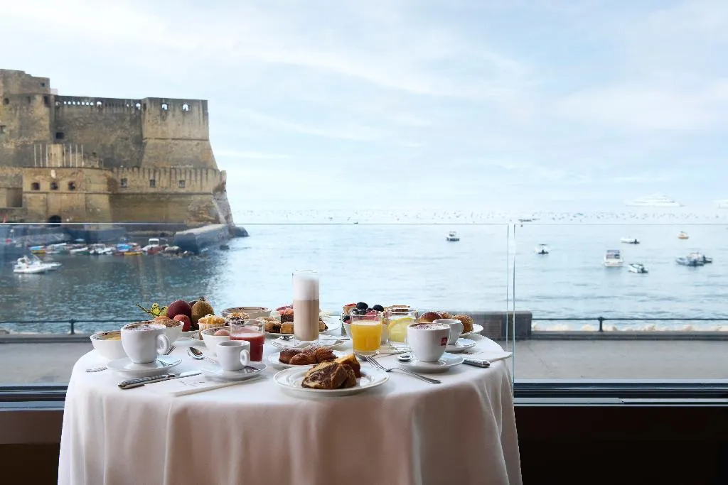 Restaurant, Royal Continental, Naples