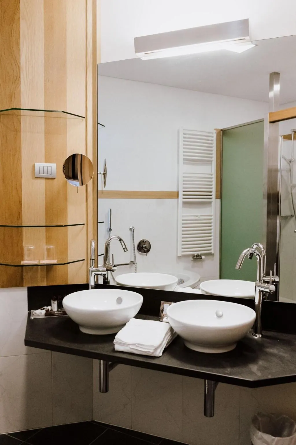 Room, Lac Salin Spa & Mountain Resort, Milan