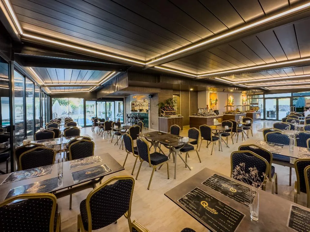 Restaurant, Quality Gold Suit, Antalya