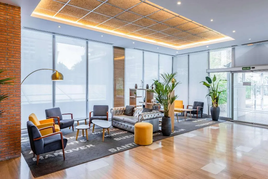 Lobby, Hotel Madrid Chamartín Affiliated by Meliá, Madrid