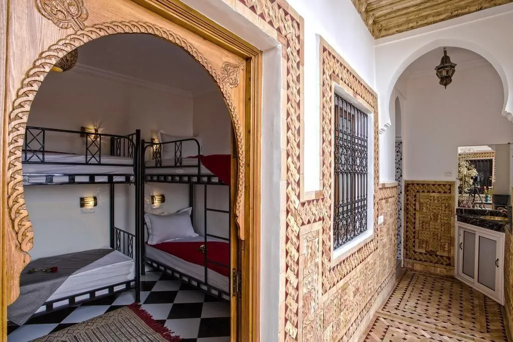 Room, Amour d'auberge, Marrakech