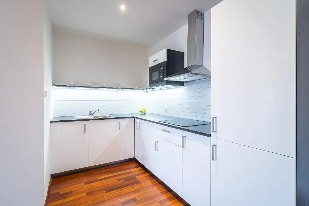 APARTMENT WITH BALCONY WITH VIEWS Room, Royal Road Residence, Prague
