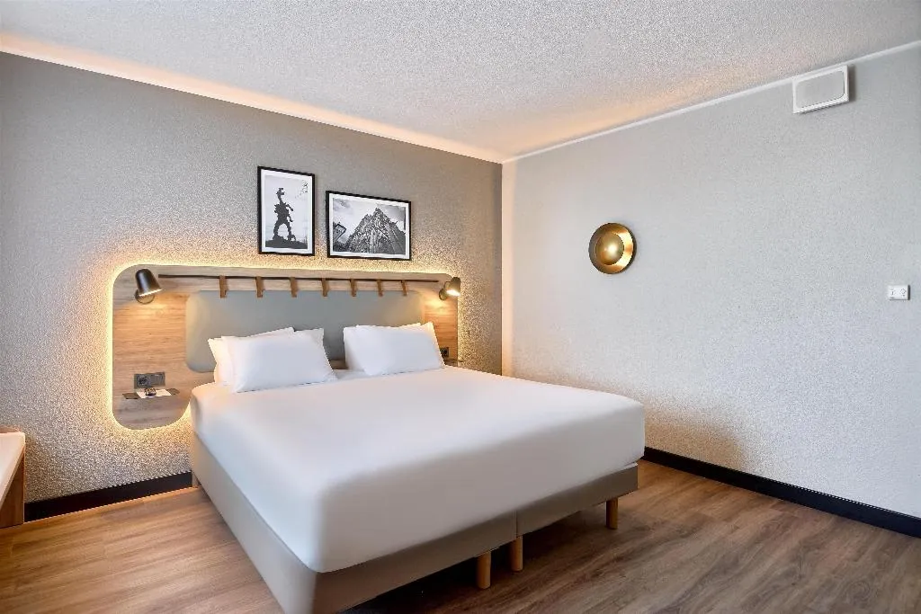 DOUBLE SUPERIOR KING BED Room, Campanile Prime Krakow Old Town, Krakow