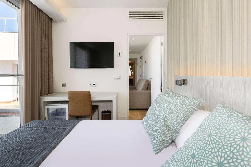 FAMILY ROOM STANDARD Room, Sol Torremolinos Don Pedro, Costa Del Sol