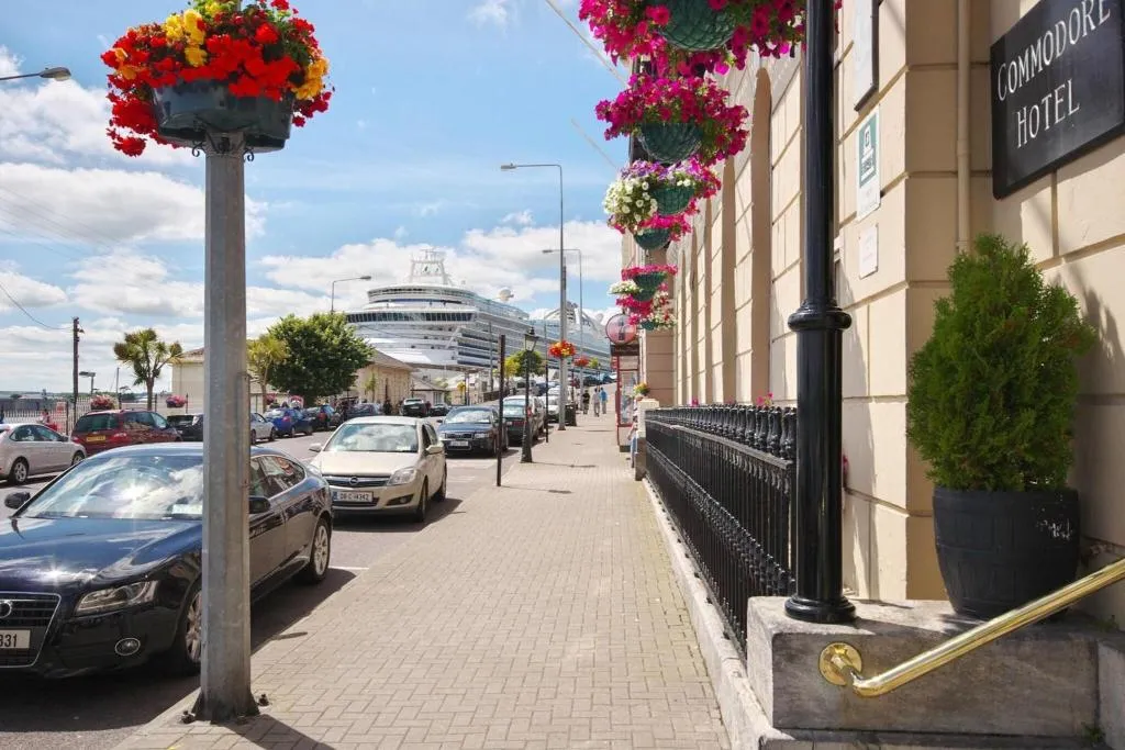 General view, Commodore, Cork
