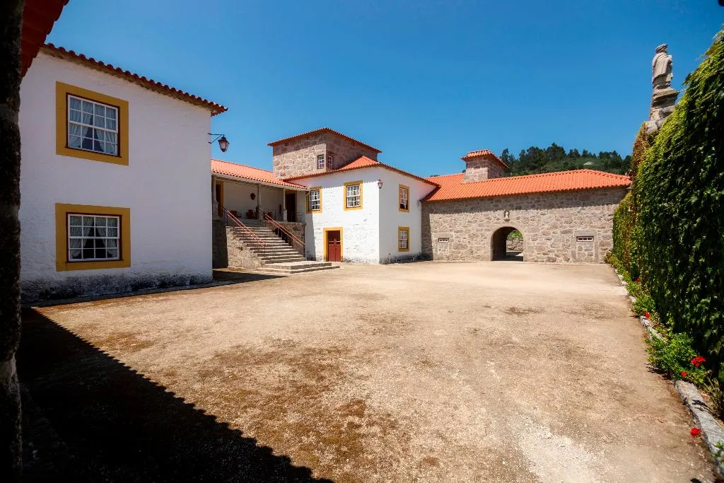 Terrace, Casa da Portela de Sampriz, Porto
