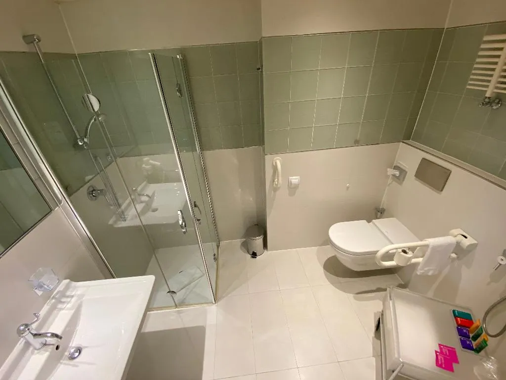 TWIN ECONOMY Room, Devero Hotel & Spa, BW Signature Collection, Milan