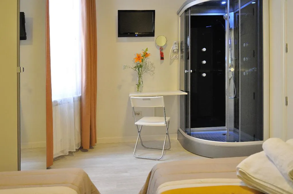 DOUBLE STANDARD Room, Far Home Plaza Mayor, Madrid