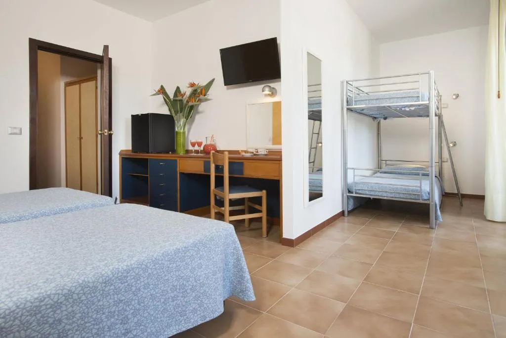 QUADRUPLE STANDARD Room, Hotel Oasis, Alghero