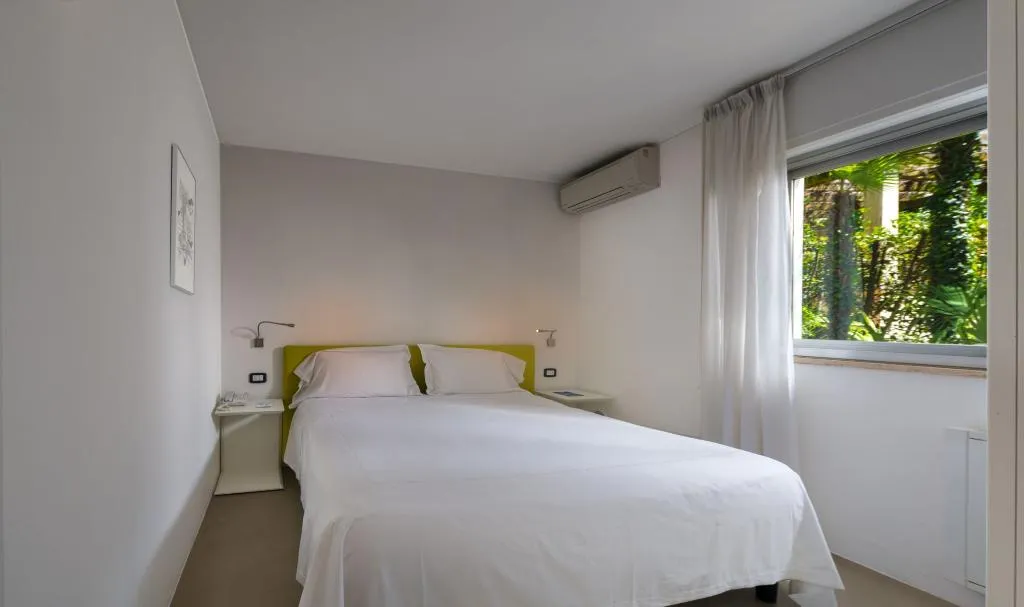 BUNGALOW SUPERIOR Room, Grand Resort Du Lac Et Du Parc, Milan